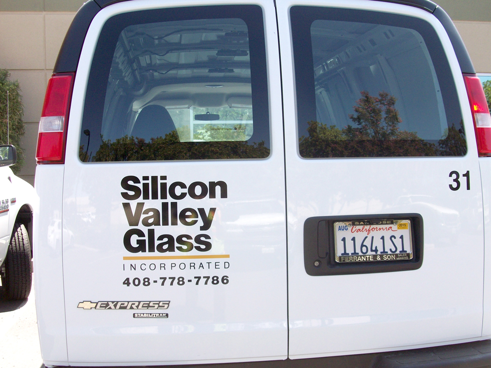 Vehicle-Graphics---9-2-15-Silicon-Valley-Glass.jpg